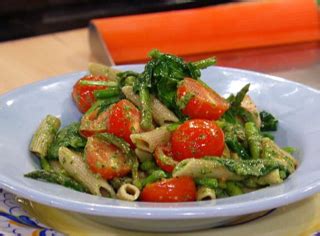 pesto-pasta-with-spinach-asparagus-and-cherry-tomatoes image