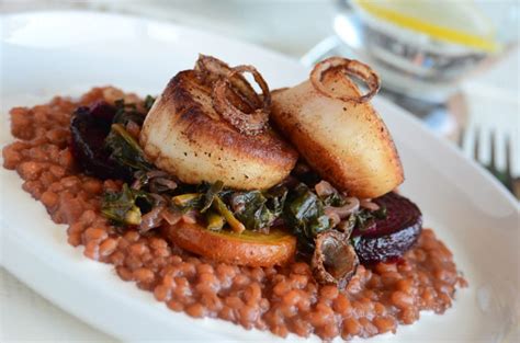 seared-scallops-with-barley-risotto-and-beets-honest image