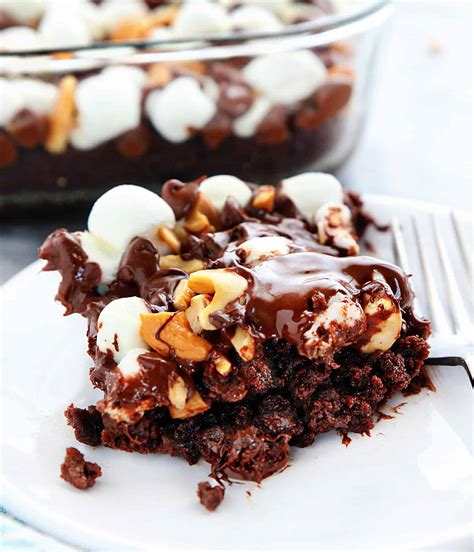 rocky-road-brownies-video-i-am-baker image