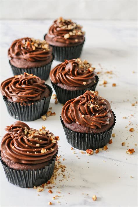 chocolate-and-peanut-butter-ganache-cupcakes image