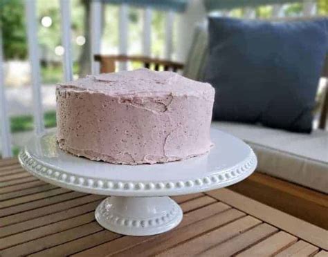 pomegranate-buttercream-frosting-an-easy-recipe-for-a image