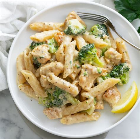 chicken-and-broccoli-pasta-the-cozy-cook image