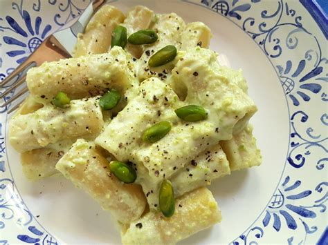 sicilian-ricotta-and-pistachio-pasta-recipe-the-pasta image