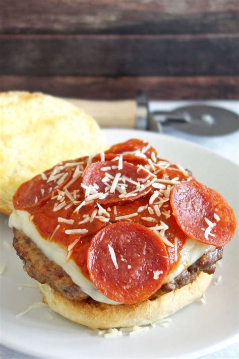 pizza-burger-recipe-easy-delicious-to-make-at-home image