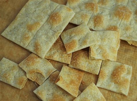easy-homemade-crackers-recipes-moorlands-eater image