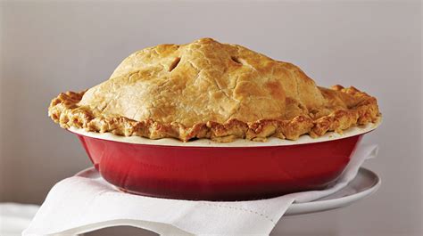 deep-dish-apple-pie-sobeys-inc image