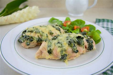spinach-ricotta-hasselback-chicken-divalicious image