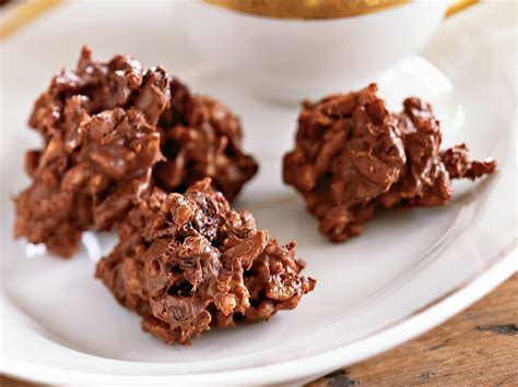 chocolate-almond-cherry-crisps-recipe-myrecipes image