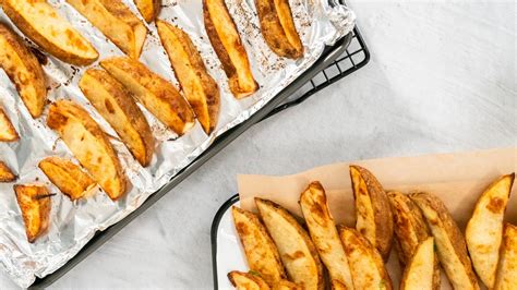 crispy-spicy-oven-fries-with-balsamic-ketchup-and image