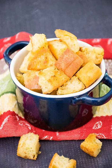 homemade-croutons-with-onion-and-garlic image