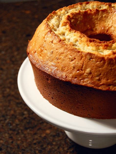 easy-cream-cheese-pecan-pound-cake-bake-or-break image