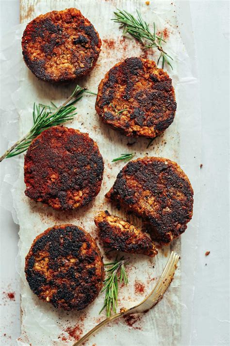 spicy-vegan-breakfast-sausage-minimalist-baker image