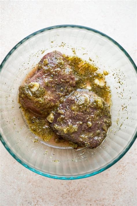 how-to-cook-a-juicy-venison-steak-marinated-deer image