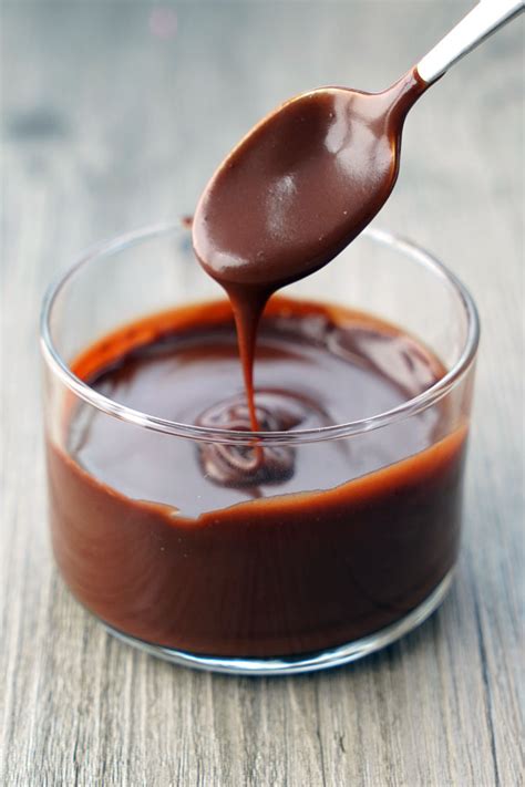 chocolate-sauce-recipe-for-plating-dipping-drizzling image