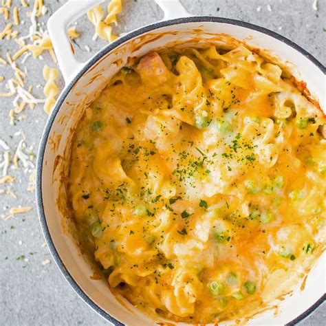 tuna-noodle-casserole-quick-and-easy-super-cheesy image