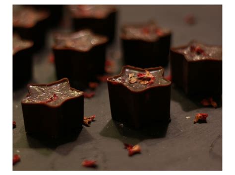 raw-cacao-chocolate-recipe-easy-and-delicious image