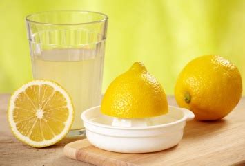honey-lemonade-recipe-how-to-make-lemonade image