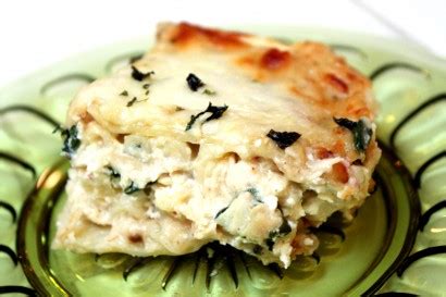 white-chicken-alfredo-lasagna-tasty-kitchen image