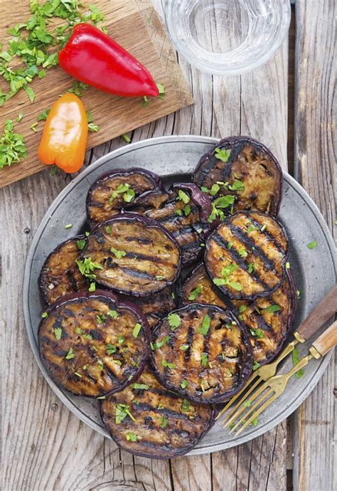 balsamic-marinated-grilled-eggplant-the-iron-you image