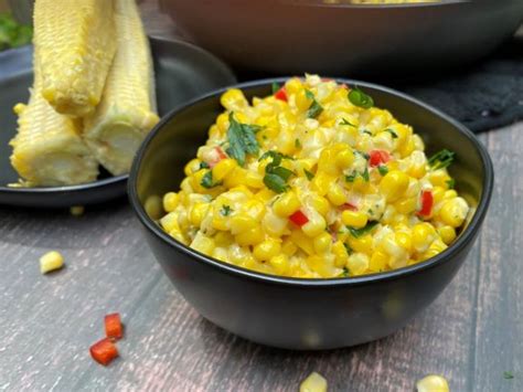 creamy-corn-with-red-bell-peppers-savory-saver image