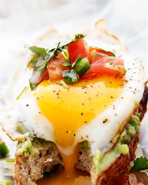 avocado-toast-with-egg-the-food-cafe image