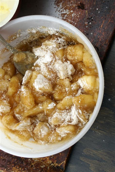 apple-pie-monkey-bread-recipe-slap-dash-mom image