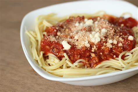 jo-mamas-world-famous-spaghetti-sauce-via-take image