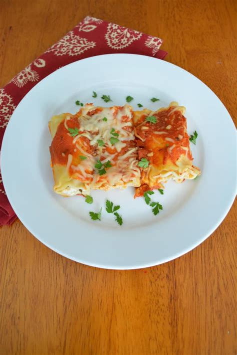 lasagna-roll-ups-recipe-meatless-monday image
