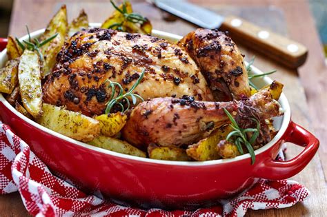 tuscan-roasted-chicken-recipe-with-roasted-potatoes image