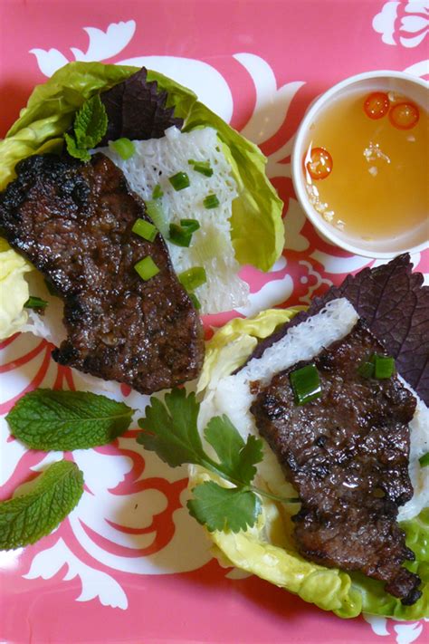 banh-hoi-with-grilled-beef-recipe-banh-hoi-thit-bo image