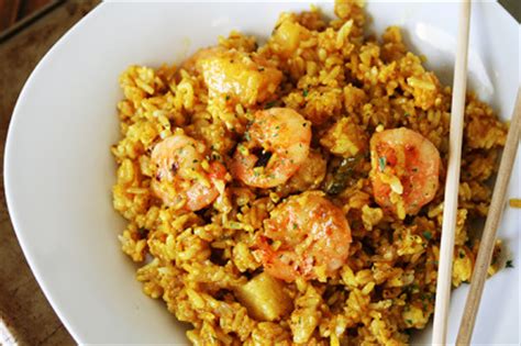 thai-shrimp-and-pineapple-fried-rice-tasty-kitchen image