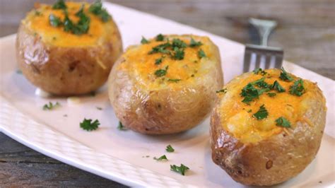 baked-potato-omelette-cook-n-share image