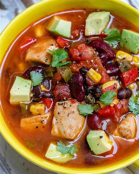 mexican-fiesta-chicken-soup-for-a-cozy-clean-eating image