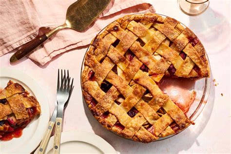 cranberry-apple-pie-recipe-southern-living image