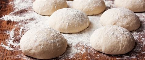 how-to-make-gluten-free-pizza-dough-bobs-red-mill-blog image