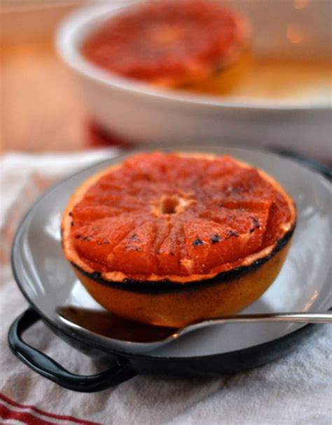 breakfast-recipe-broiled-grapefruit-with-cinnamon-sugar image