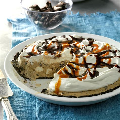 23-ice-cream-pies-youll-make-all-summer-long-taste image