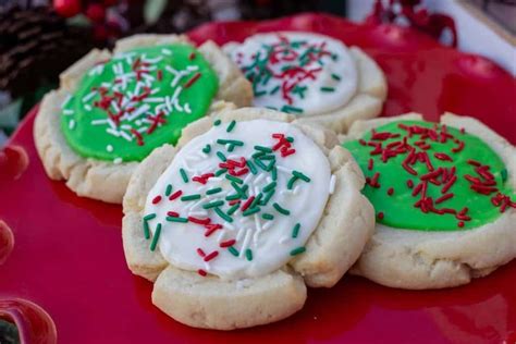 jumbo-sugar-cookies-recipe-shes-not-cookin image