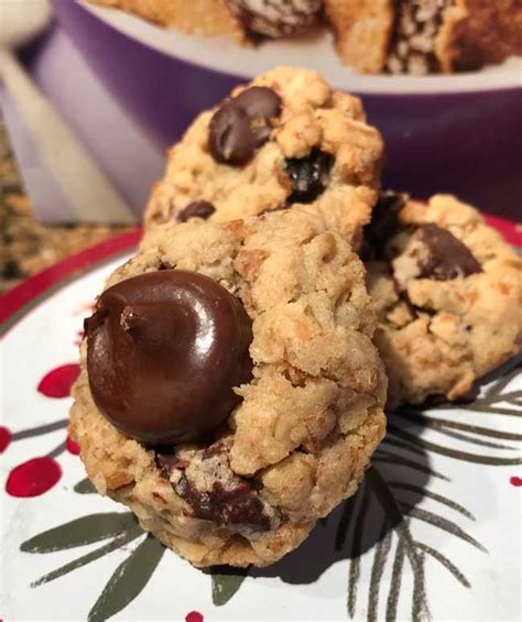 crunchy-raisin-bran-cookies-cookie-madness image