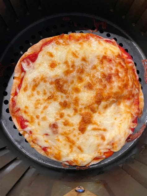 air-fryer-pita-pizza-melanie-cooks image