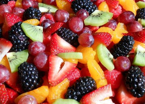 9-top-rated-fruit-salad image