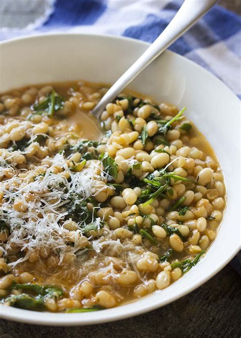 braised-white-beans-with-garlic-and-arugula-just-a image