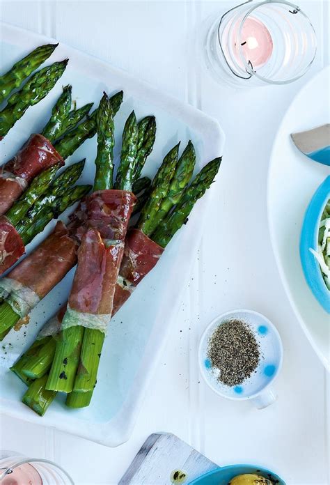 roasted-asparagus-wrapped-in-parma-ham image