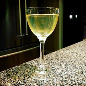 5050-martini-awesomedrinks-cocktail image