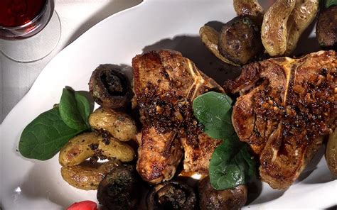 veal-chops-with-marsala-pan-juices-recipe-los image