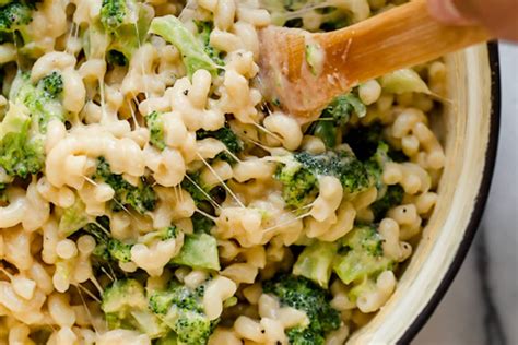 baked-broccoli-mac-and-cheese-skinny-taste-kitchn image