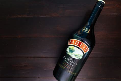 ultimate-guide-to-baileys-does-it-go-bad-the-kitchen image