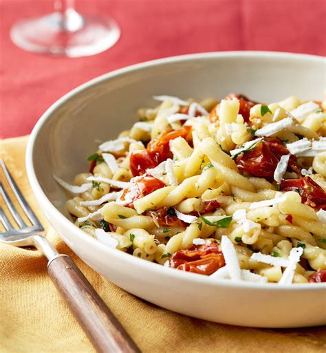 pasta-with-baked-cherry-tomatoes-lidia image