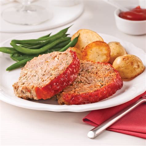 classic-meatloaf-5-ingredients-15-minutes image