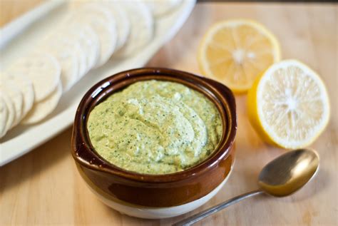 zucchini-hummus-a-low-fodmap-dip-the-low image